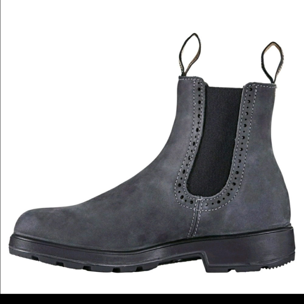 Blundstone Chelsea boots